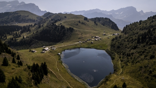 Le lac de Bretaye redevient noir et l'eau d'Ollon retrouve bon goût